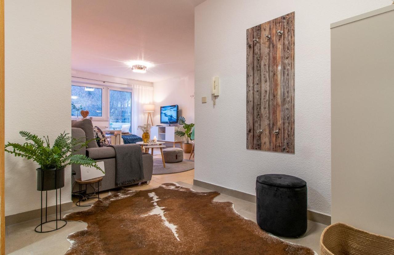 Modernes Apartment im Grünen,WLAN, TV, Kaffee, Parken Schwarzenberg/Erzgebirge Exterior foto